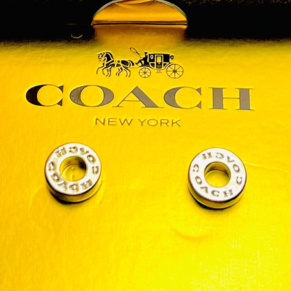 NEW COACH Signature Stud Earrings Classic Silver Color Women Casual Classic - Picture 7 of 7